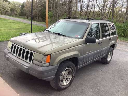 1996 Jeep Grand Cherokee Laredo for sale in BERKELEY SPRINGS, WV