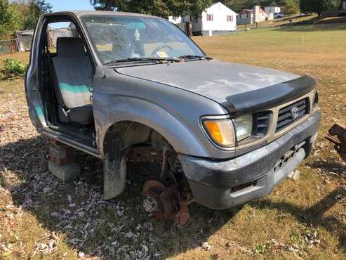 96 Tacoma for parts for sale in Bristol, TN