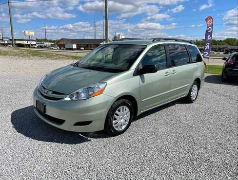 2010 Toyota SIENNA LE - - by dealer - vehicle for sale in Newburgh, IN
