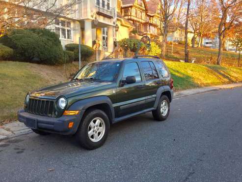 2007 JEEP LIBERTY - cars & trucks - by owner - vehicle automotive sale for sale in Springfield, MA