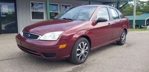 2007 FORD FOCUS SE**ONE OWNER**NICE** - cars & trucks - by dealer -... for sale in LAKEVIEW, MI