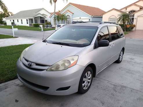 2006 Toyota Sienna LE - cars & trucks - by owner - vehicle... for sale in Delray Beach, FL