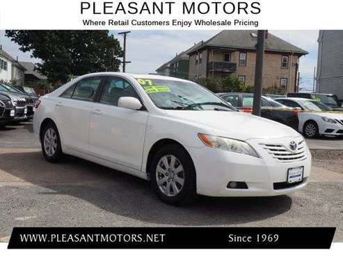 2007 Toyota Camry XLE // FINANCING AVAILABLE!! for sale in New Bedford, MA