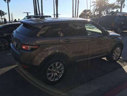 Range Rover Evoque - cars & trucks - by owner - vehicle automotive... for sale in Woodland Hills, CA