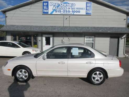 2001 Hyundai Sonata Sedan - Automatic/Wheels/Low Miles - 93K!! -... for sale in Des Moines, IA