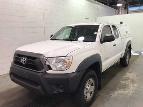 ***** 2014 Toyota Tacoma 2.7 Extended, Back Up camera, Only 83k miles, for sale in Washington, District Of Columbia
