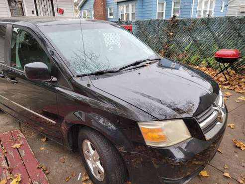 2008 DODGE CARAVAN SXT LIKE NEW - cars & trucks - by owner - vehicle... for sale in Hollis, NY