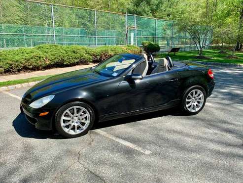 2005 Black Diamond Mercedes Benz SLK 350 Hard Top Convertible Mint for sale in NY