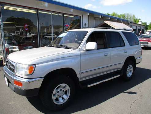 1998 TOYOTA 4 RUNNER SR5 2WD - - by dealer - vehicle for sale in Longview, OR