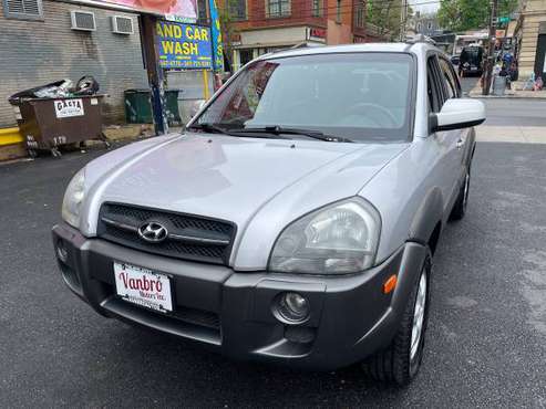 2005 Hyundai Tucson 4x4 - - by dealer - vehicle for sale in STATEN ISLAND, NY