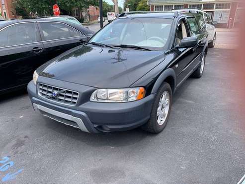 2005 Volvo XC70 Cross Country - cars & trucks - by dealer - vehicle... for sale in Louisville, KY