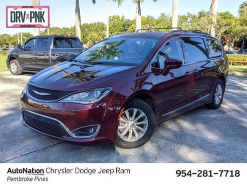 2017 Chrysler Pacifica Touring-L SKU:HR795188 Mini-Van - cars &... for sale in Pembroke Pines, FL