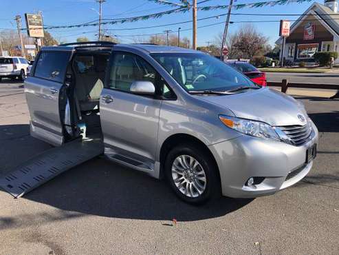 2013 Toyota Sienna XLE Wheelchair / Handicap Van Low Miles - cars &... for sale in Holyoke, MA