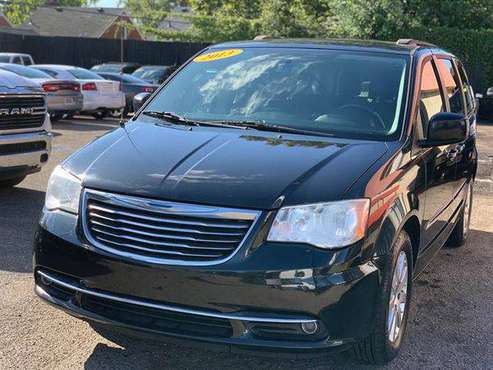 2013 Chrysler Town and Country Touring 4dr Mini Van BAD CREDIT for sale in Detroit, MI