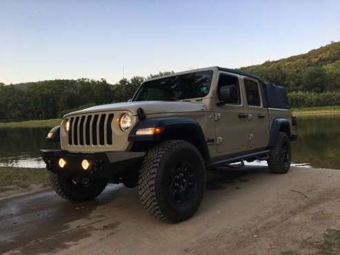 2020 Jeep Gladiator 4x4 - cars & trucks - by owner - vehicle... for sale in Great Bend, PA