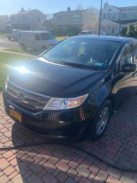 2013 Honda Odyssey Low Miles - cars & trucks - by owner - vehicle... for sale in Massapequa Park, NY