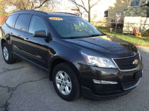 CHEV 2017 TRAVERSE LOW MILES - cars & trucks - by dealer - vehicle... for sale in Clinton, District Of Columbia