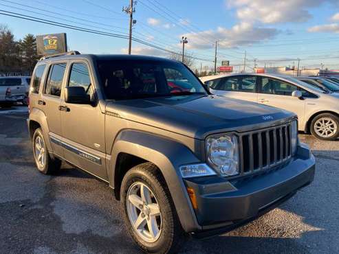 2012 JEEP LIBERTY - - by dealer - vehicle automotive for sale in Indianapolis, IN