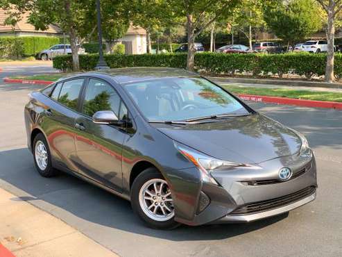2018 Toyota Prius Hybrid, Low 21k Miles Fully Loaded Model Super... for sale in Rancho Cordova, CA