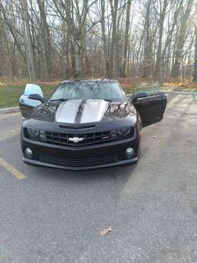 2011 chevy camaro ss v8 - cars & trucks - by owner - vehicle... for sale in Sterling Heights, MI