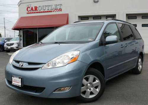 TOYOTA SIENNA - XLE - NON SMOKER - RUNS AND DRIVES GREAT!! - cars &... for sale in MOUNT CRAWFORD, VA
