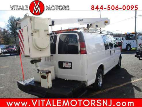 2007 Chevrolet Express Cargo Van BUCKET CARGO VAN 133K - cars &... for sale in south amboy, FL