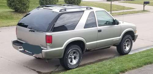 2005 Chevy Blazer LS - cars & trucks - by owner - vehicle automotive... for sale in Davenport, IA