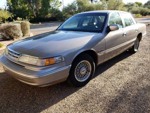 Crown vic - cars & trucks - by owner - vehicle automotive sale for sale in Tucson, AZ