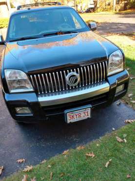 2010 MERCURY MOUNTAINEER PREMIER - cars & trucks - by owner -... for sale in leominster, MA