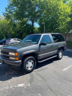 1999 chevy Tahoe k1500 4x4 for sale in College Park, District Of Columbia