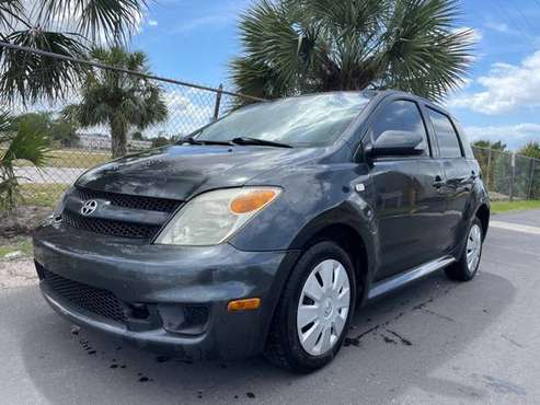 2006 Scion XA Hatchback 4 CYL Automatic 4 Door Toyota Yaris - cars & for sale in Winter Park, FL