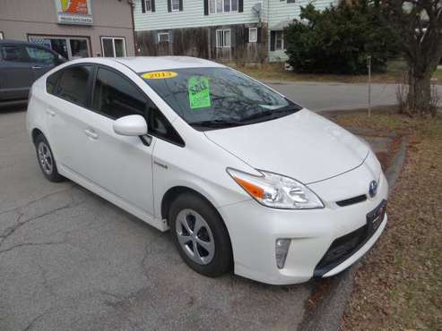 2013 Toyota Prius 3 One Owner Rust Free - - by dealer for sale in Winooski, VT
