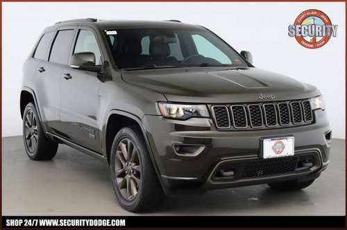2016 JEEP Grand Cherokee Limited 75th Anniversary Edition 4X4 Crossove for sale in Amityville, NY