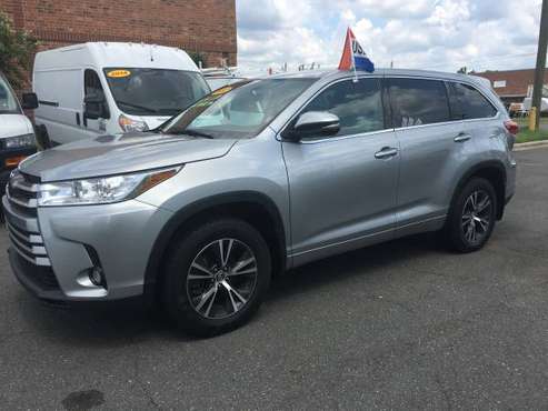 Toyota Highlander LE-2017-AWD-$ 500 Military or 1st Responder Discount for sale in Charlotte, NC