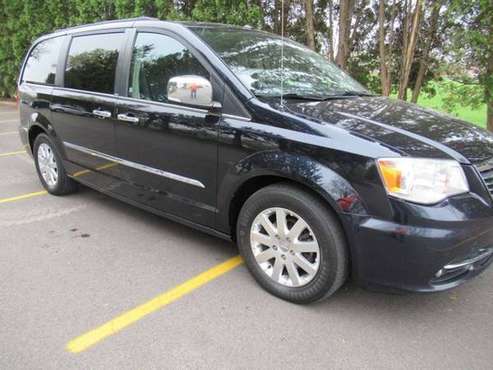 2011 Chrysler Town and Country Touring L 4dr Mini Van for sale in Bloomington, IL