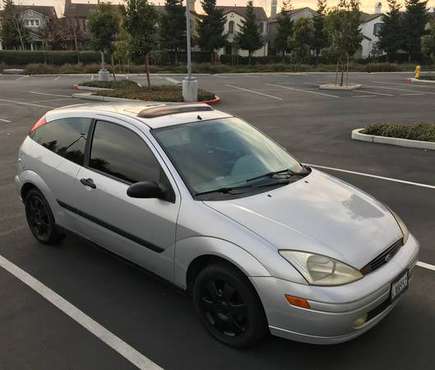 /////// 2001 FORD FOCUS ZX3/////// - cars & trucks - by owner -... for sale in Hayward, CA