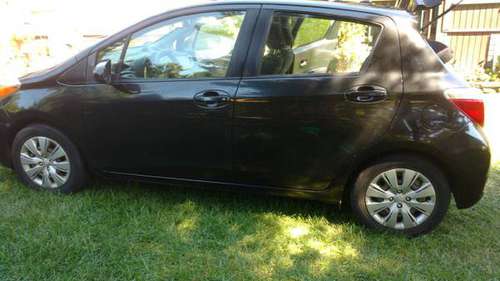2012 TOYOTA YARIS LE - cars & trucks - by owner - vehicle automotive... for sale in Chicago, IL