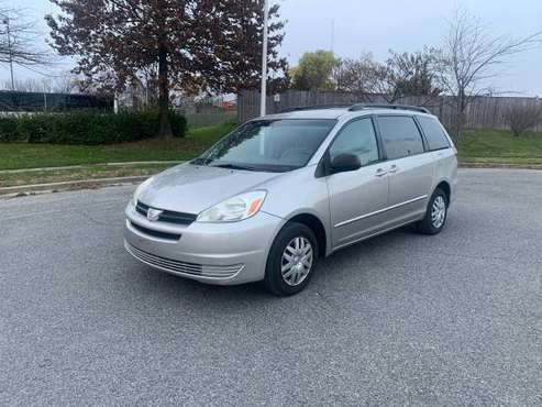 2005 Toyota Sienna - cars & trucks - by owner - vehicle automotive... for sale in Upper Marlboro, District Of Columbia