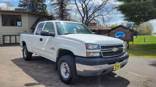 2005 Chevrolet Silverado 2500HD Duramax Extended Cab 4x4 LOW for sale in Lakeland Shores, MN