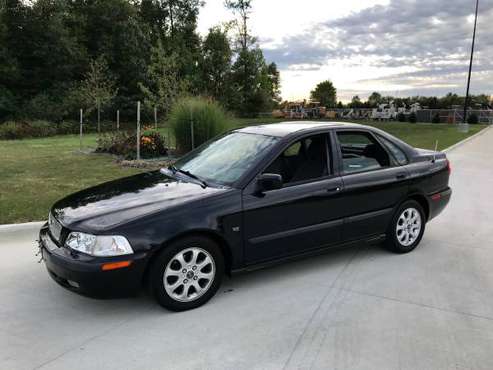 2002 Volvo S40 for sale in Cleveland, OH
