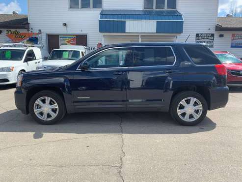 ★★★ 2017 GMC Terrain SLE / ONLY 20k Miles! ★★★ for sale in Grand Forks, ND
