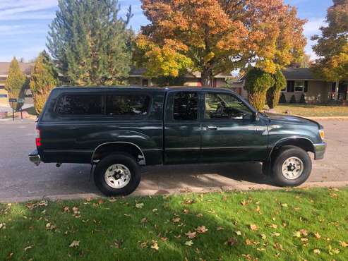 1996 Toyota T100 SR5 4wd ext Cab for sale in Missoula, MT