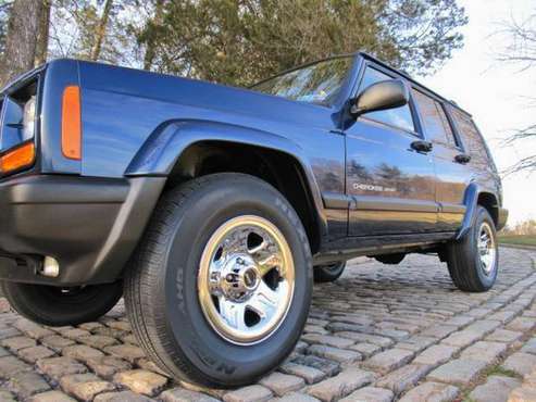 2000 Jeep Cherokee 4x4 XJ LOW MILES, Pristine Condition (OBO) - cars for sale in Virginia Beach, VA