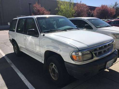 2000 Ford Explorer 4x4 for sale in Ashland, OR