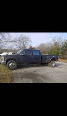 Dually Chevy Silverado 3500 - cars & trucks - by owner - vehicle... for sale in milwaukee, WI