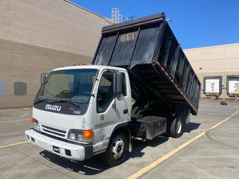 2001 Isuzu NPR dump truck - - by dealer - vehicle for sale in Seattle, WA