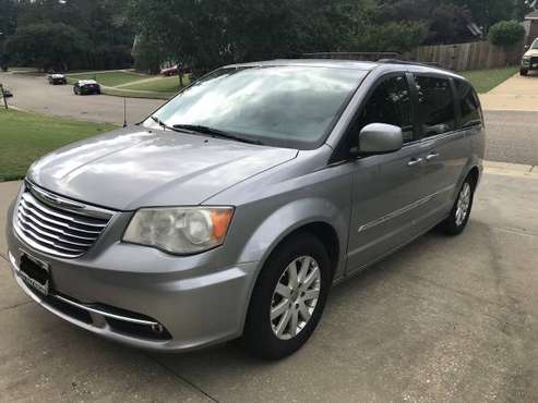 Chrysler Town and Country T & C for sale in Prattville, AL