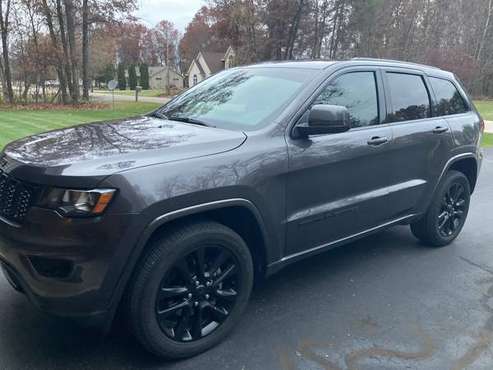 2018 Jeep Grand Cherokee Altitude - cars & trucks - by owner -... for sale in Crivitz, WI