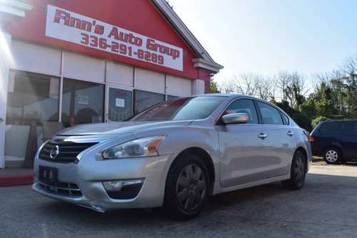2013 NISSAN ALTIMA 2.5 S 4 CYLINDER AUTOMATIC***EXTRA NICE FOR THE... for sale in Greensboro, NC