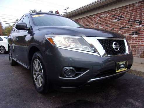 2013 Nissan Pathfinder SV 4WD, 63k Miles, Auto, Grey, P Roof, DVD for sale in Franklin, VT